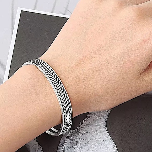 Sterling Silver Pattern Bangle Cuff Bracelet - Picture 5 of 5